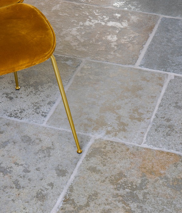 Stone Flooring 